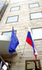 drapele pt exterior AMBASADA SLOVENIEI cu suport perete